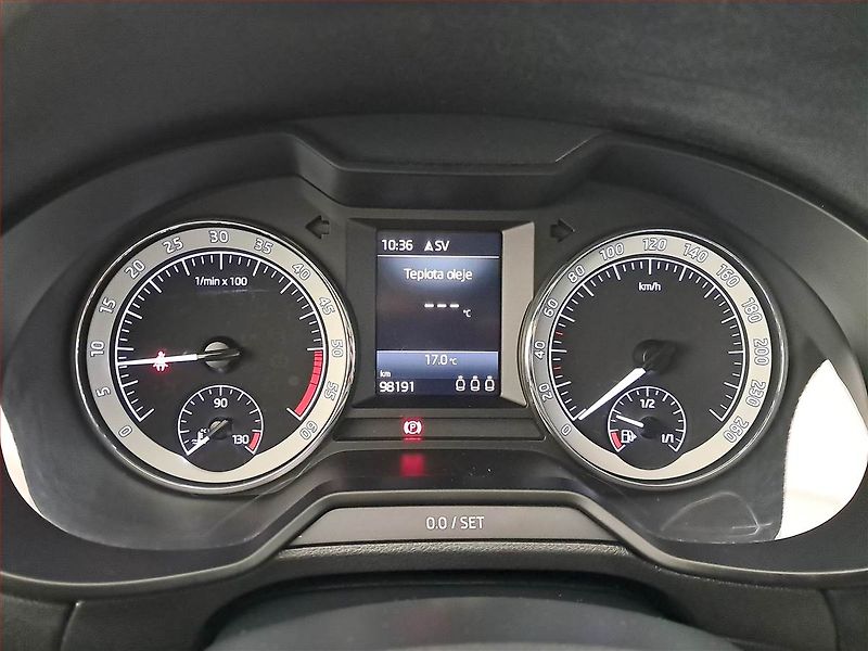 Škoda Octavia (2019) Style 1.6 TDI, Serv.kniha - fotka 11 z 16
