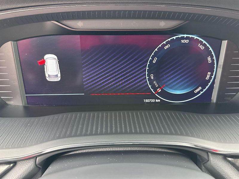 Škoda Octavia (2020) Combi 1.4 TSI iV DSG RS - fotka 6 z 35