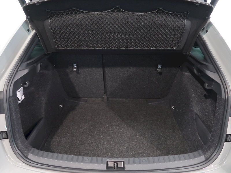 Škoda Scala (2025) MONTE CARLO 1.5TSI 110KW DSG P - fotka 38 z 40
