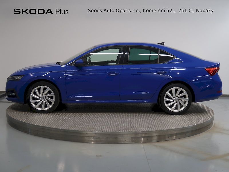 Škoda Octavia (2021) AMBITION 2.0TSI 140KW 4x4 DSG - fotka 3 z 34