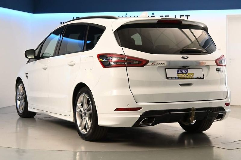 Ford S-MAX (2020) 2.0 ST-LINE 7 Míst LED ACC Web - fotka 7 z 38