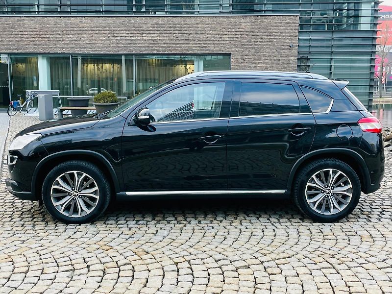 Peugeot 4008 1.8HDI 4x4 VÝHŘEV KAMERA TAŽNÉ - fotka 19 z 52