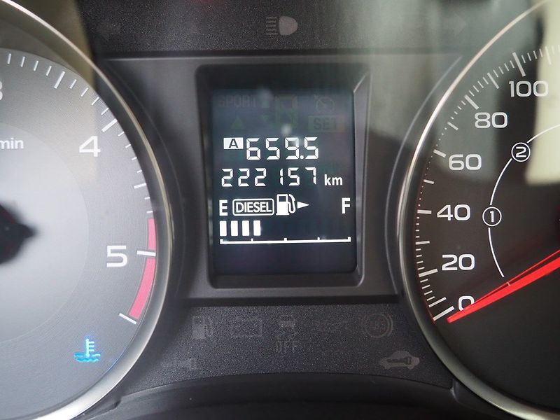 Subaru XV (2013) 2.0D 4x4 - fotka 26 z 34
