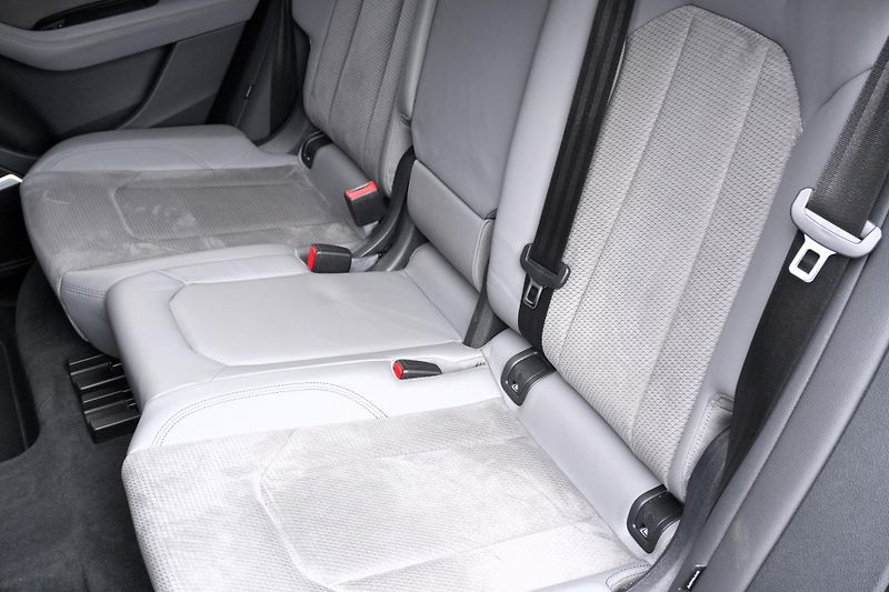 Audi SQ8 4.0 TFSI, ČR, Tažné, Matrix - fotka 37 z 44