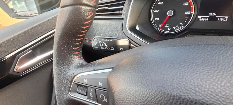 Seat Arona (2018) FR 1,5TSi 110kW benzín - fotka 22 z 47