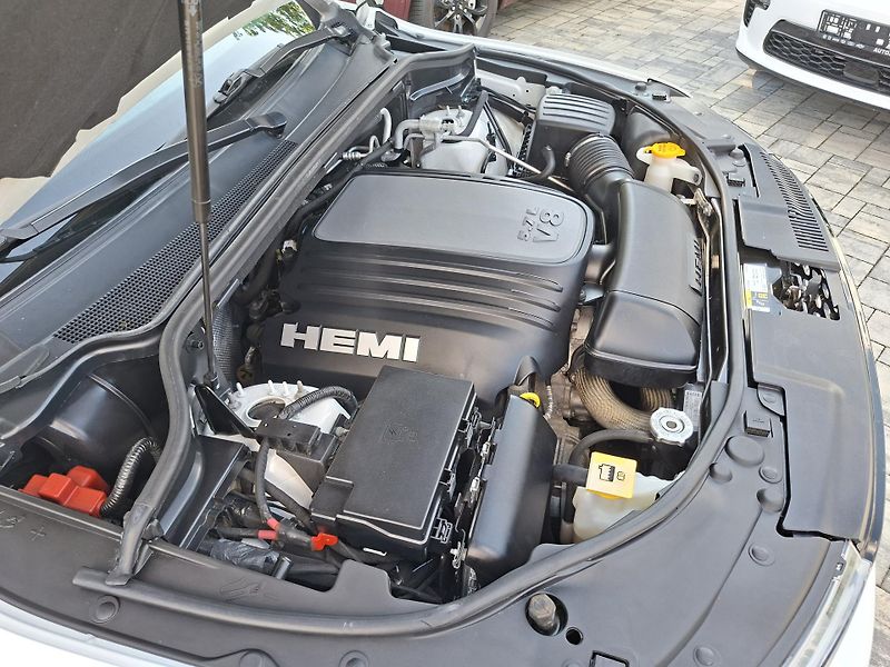 Dodge Durango (2018) R/T 5,7L 4x4,Top.výbava, tažné - fotka 33 z 36