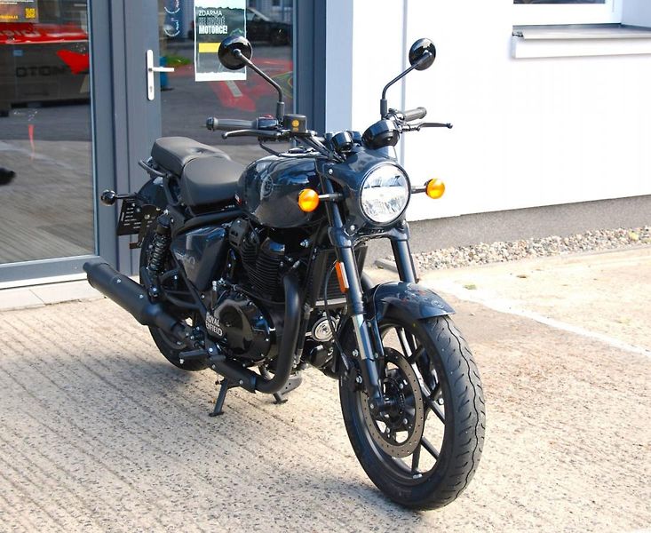 Royal Enfield Shotgun 650 (2026) - fotka 9 z 25