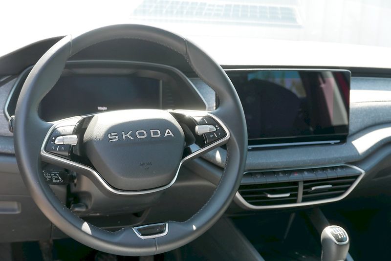 Škoda Octavia (2025) 1.5 TSI 85 kW M6° Top Selectio - fotka 7 z 34