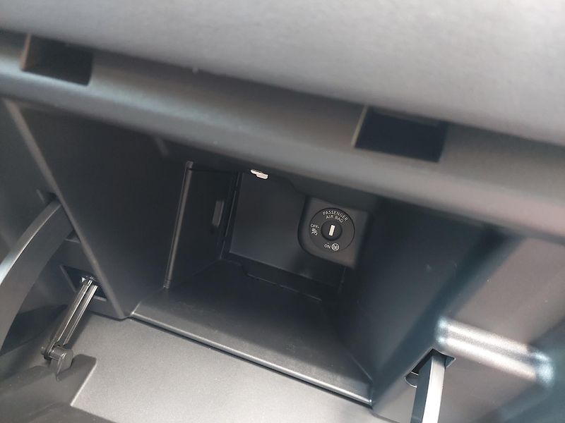 Nissan Leaf (2021) ZE1 N-Connecta  Option-DPH - fotka 29 z 47