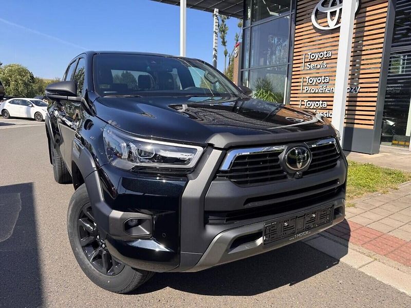 Toyota Hilux 2.8 Invincible - fotografie inzerátu