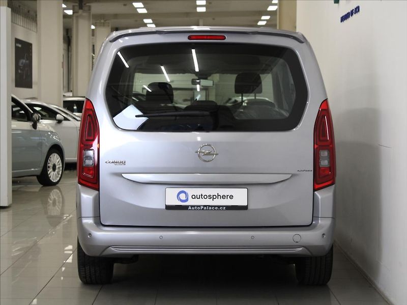 Opel Combo 1,2 Turbo 81kW LONG 7-míst ČR - fotka 4 z 20