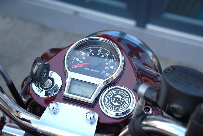 Royal Enfield Bullet 350 (2026) - fotka 18 z 25