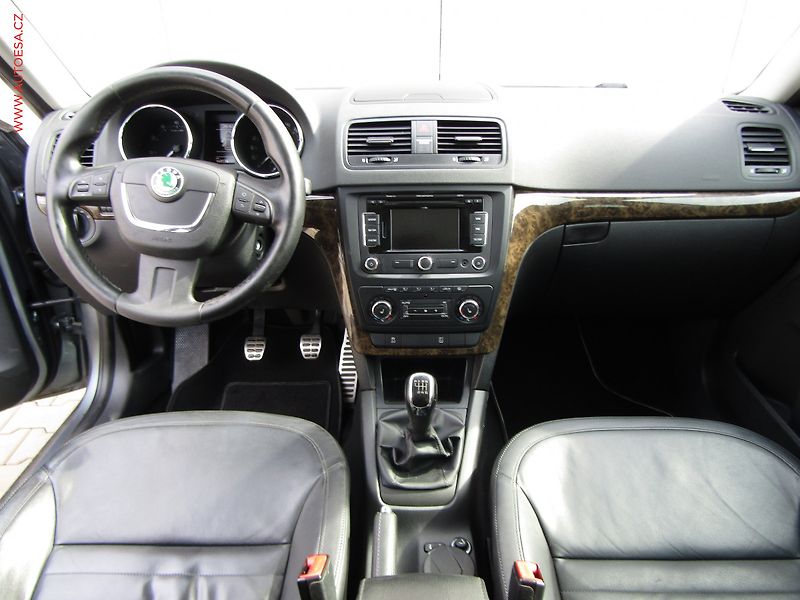 Škoda Yeti (2011) 1.2 TSi, Experience, panor - fotka 8 z 21