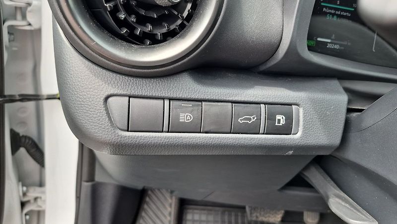Toyota C-HR Executive Tech 1.8L - fotka 23 z 30