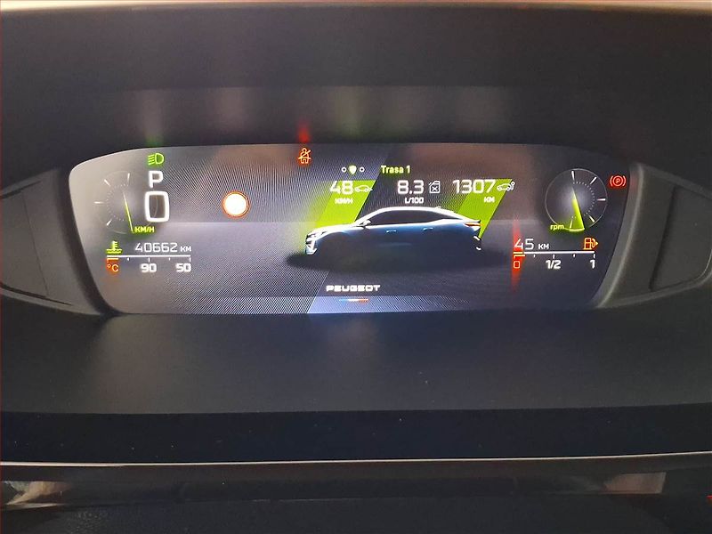 Peugeot 408 (2024) 1.2 PureTech - fotka 11 z 21