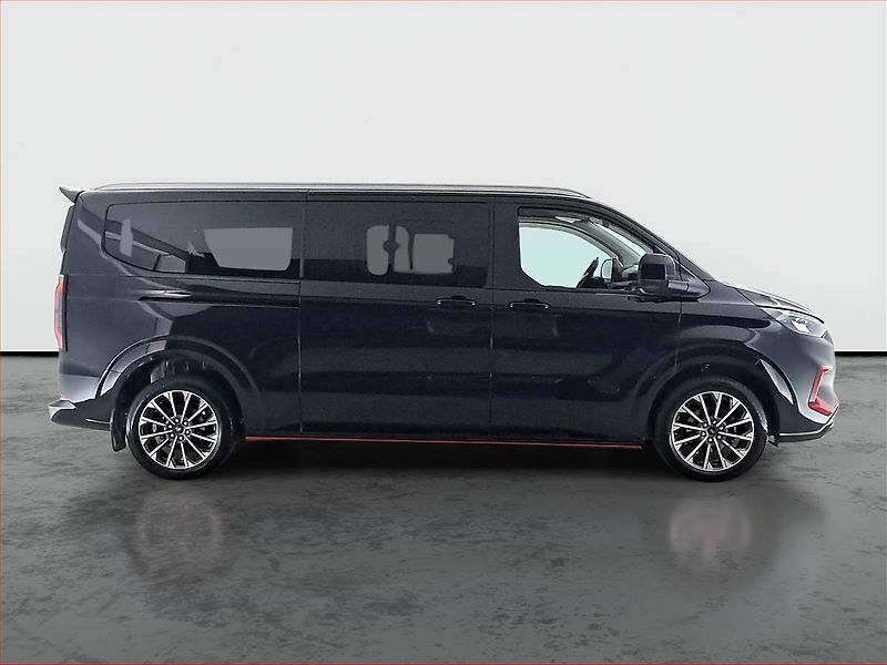 Ford Tourneo Custom (2025) Titanium 2.0 EcoBlue AWD, ČR - fotka 6 z 18