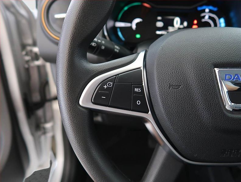 Dacia Spring (2022) Electric 45 (27 kWh), SoH 91% - fotka 17 z 22