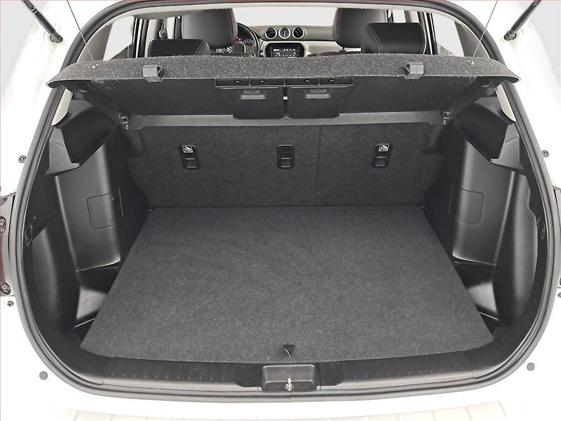 Suzuki Vitara (2015) 1.6 VVT, 4X4, ČR,1.maj - fotka 13 z 18