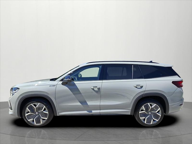 Škoda Kodiaq 2,0 TDi 142 Kw 4x4 Sportline - fotka 4 z 27