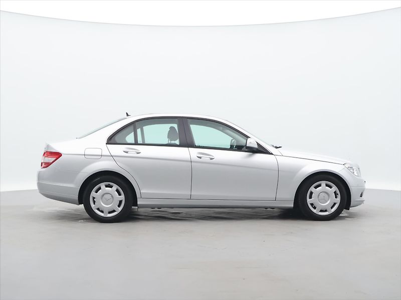 Mercedes-Benz Třídy C 2.2 200CDI 100KW 78'786 km - fotka 8 z 28
