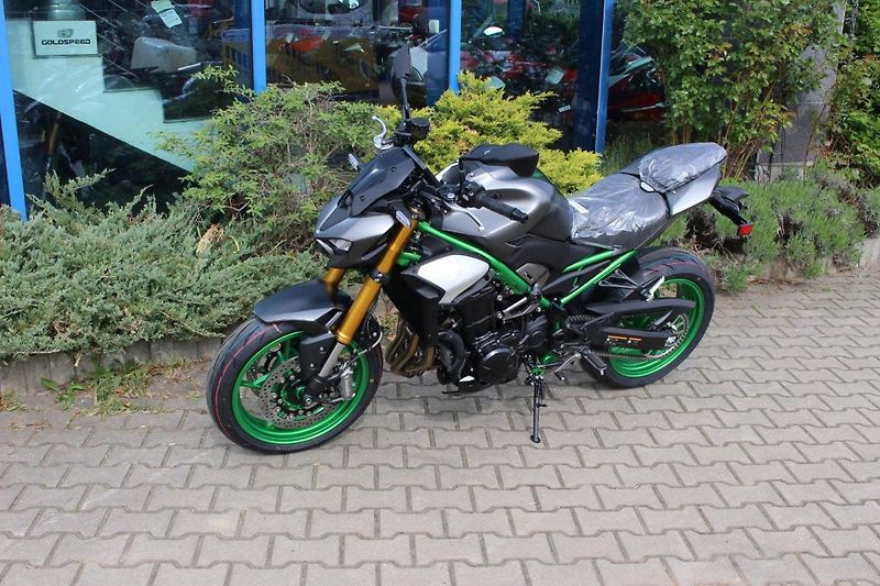 Kawasaki Z 900 (2026) SE NOVINKA 2026 SKLADEM 4 ROKY - fotka 10 z 10