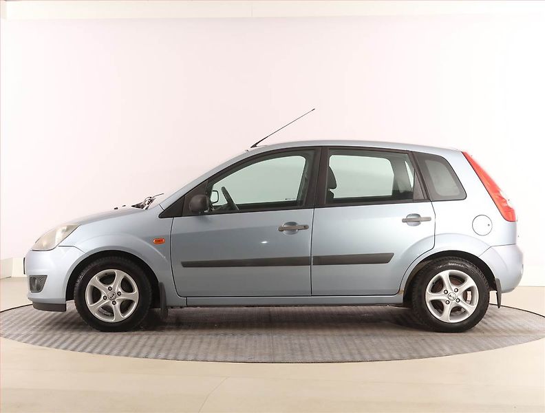 Ford Fiesta (2007) 1.3 i, nová STK, Klima - fotka 3 z 15