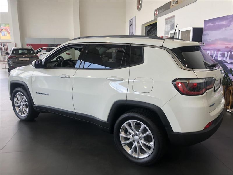 Jeep Compass 1,3 PHEV 190k AT  Limited - fotka 4 z 16