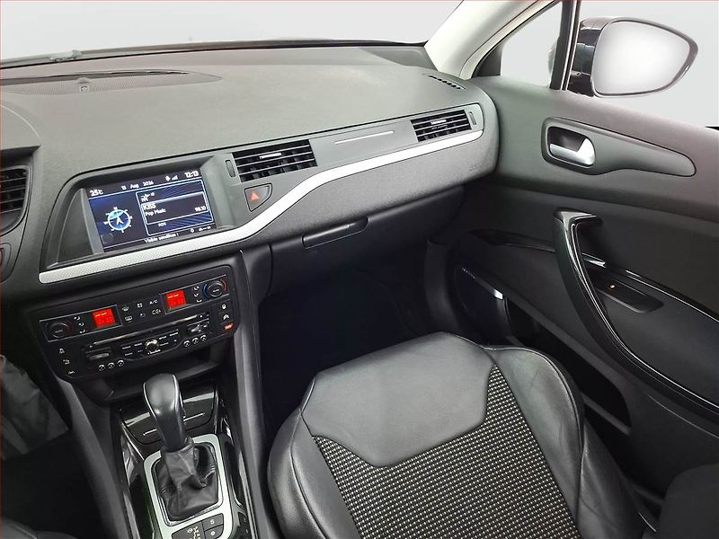 Citroën C5 (2014) 2.2 HDI, 4X4, Automat, Navi - fotka 8 z 15