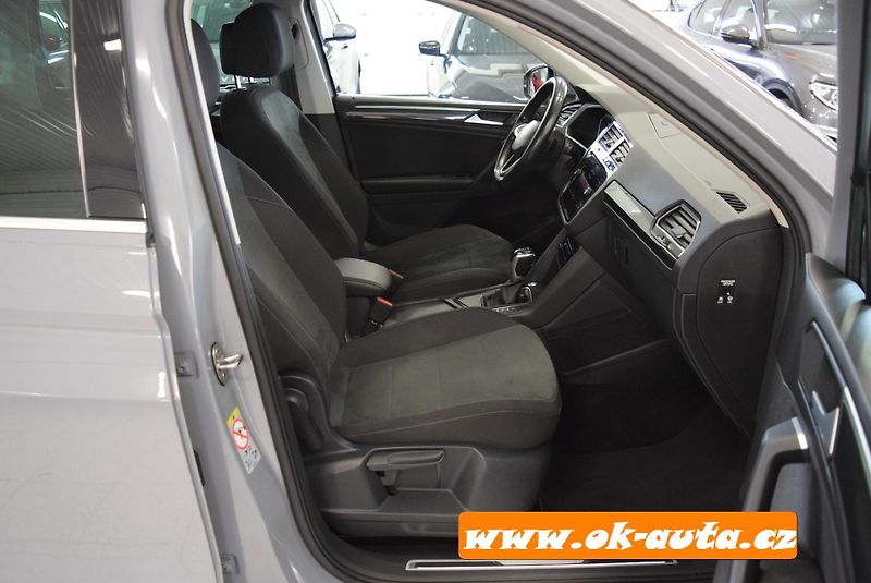 Volkswagen Tiguan 1.5 TSi ELEGANCE DSG  - fotka 16 z 62