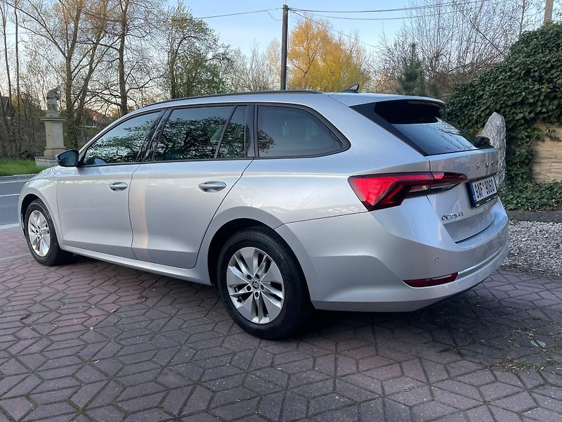 Škoda Octavia 1.5TSi 1.MAJ ČR NEBOUR. ZÁRUKA - fotka 4 z 20