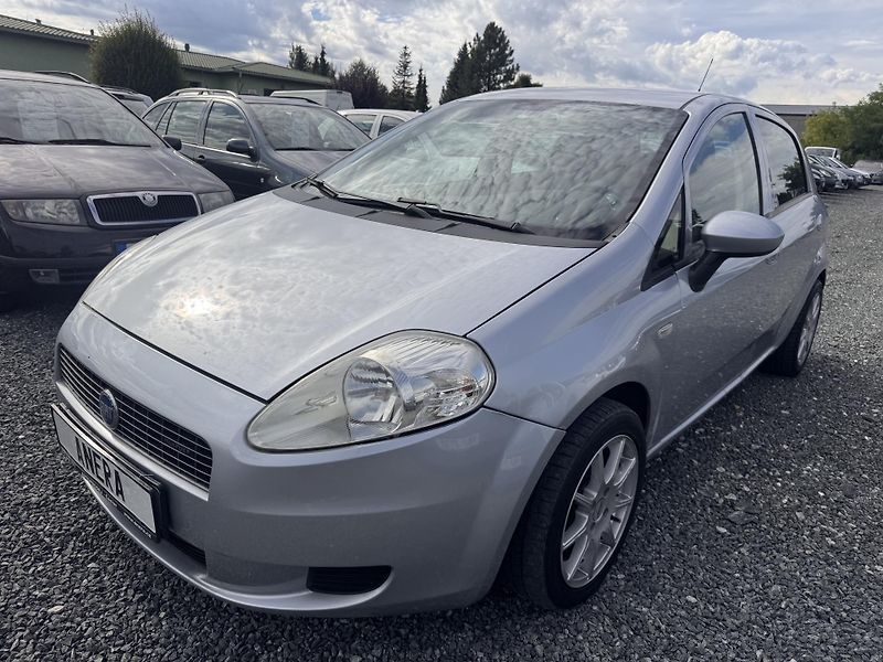Fiat Grande Punto 1.3 JTD, 55 kW, tažné, TK 9/28 - fotka 3 z 17