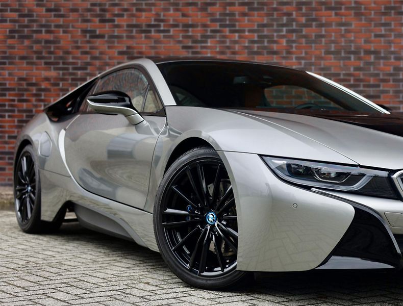 BMW i8 (2018) xdrive Laser - fotka 3 z 44
