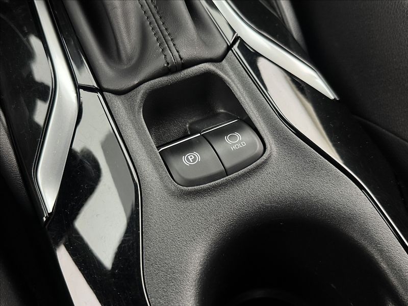 Toyota Corolla 1,8 HYBRID STYLE ACC 1.MAJ ČR - fotka 29 z 42