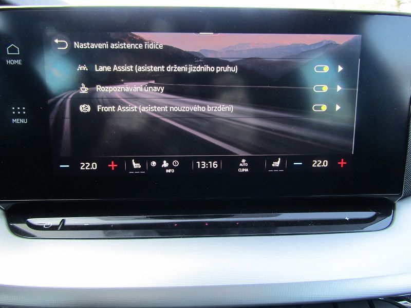 Škoda Octavia (2022) 2.0 TDI 110kW DSG SPORT Line - fotka 38 z 43