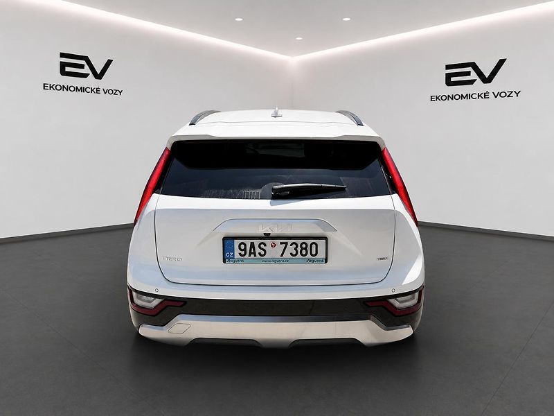 Kia Niro (2023) 1.6 GDI,HEV,ČR,ZÁRUKA 2030 - fotka 6 z 32
