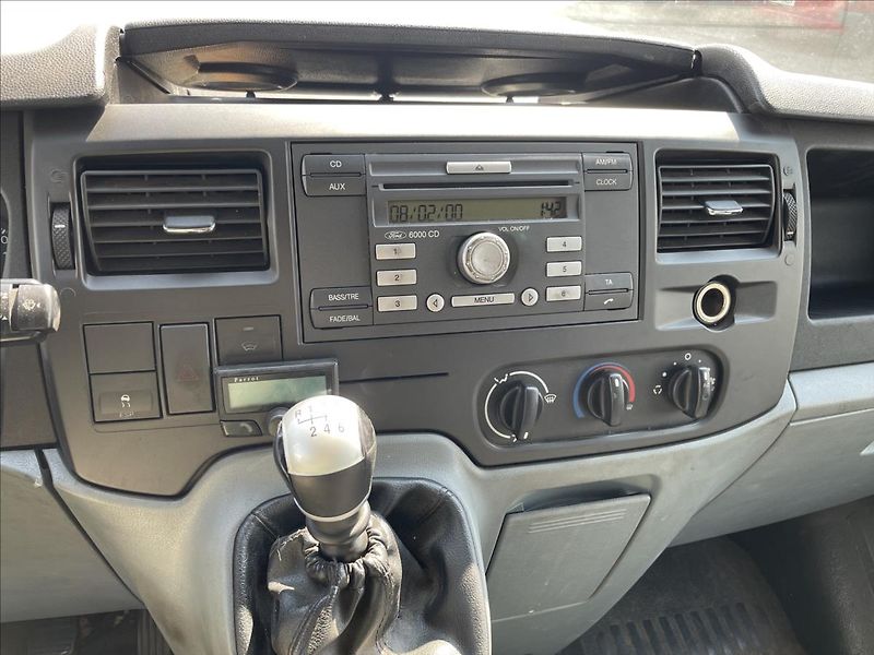 Ford Transit 2,2 TDCi*DPH*ČR*1. maj.*prav. - fotka 10 z 31