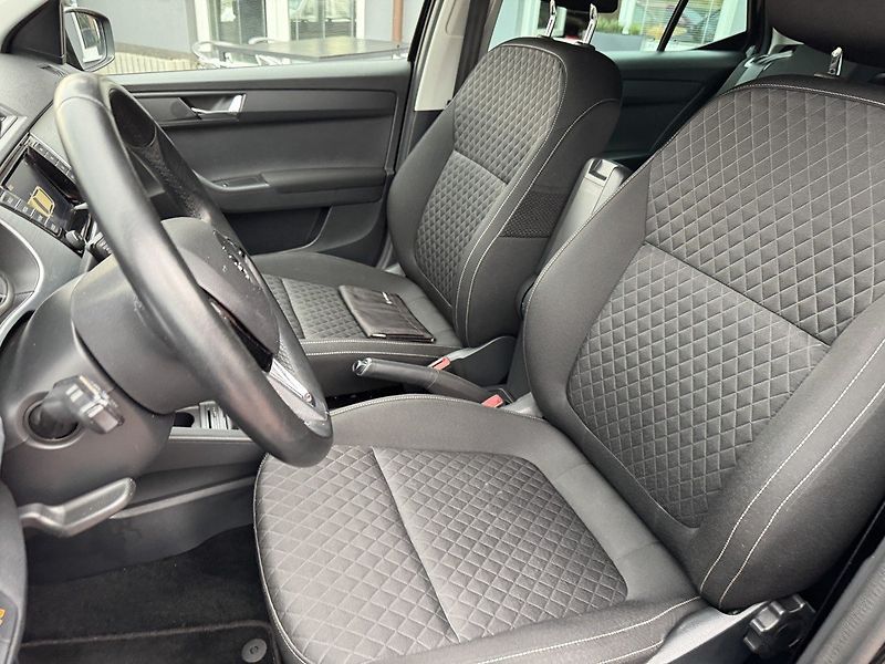 Škoda Fabia (2017) 1.2TSi Style Navi Digi Klima - fotka 25 z 49