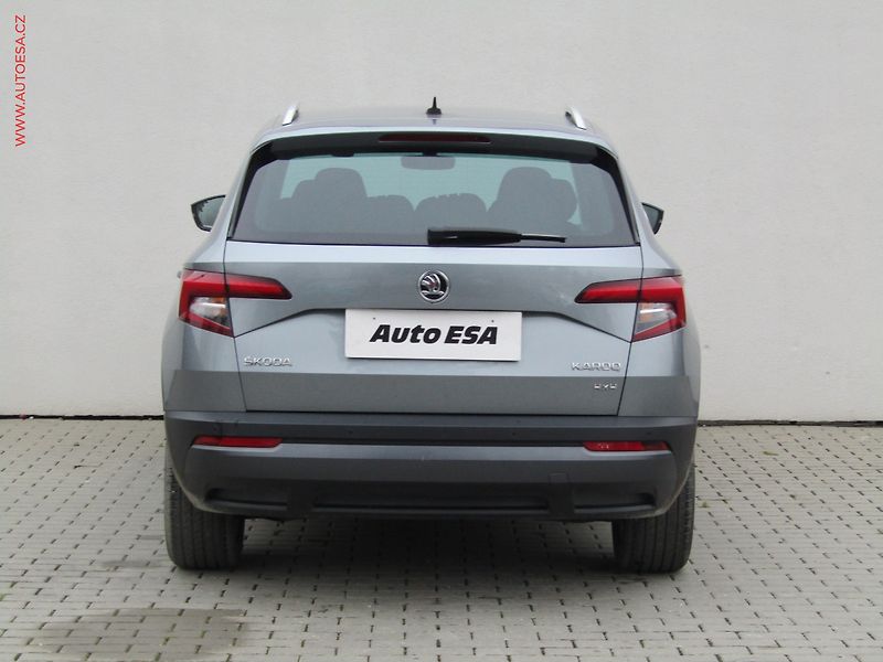 Škoda Karoq (2018) 2.0 TDi 4x4, ČR, Style, navi - fotka 5 z 18