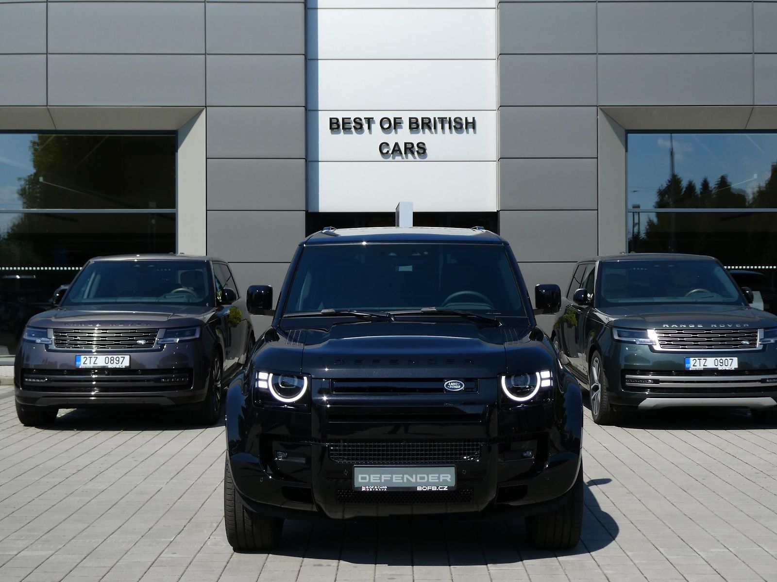 Land Rover Defender 110 3,0 X-Dynamic SE D250