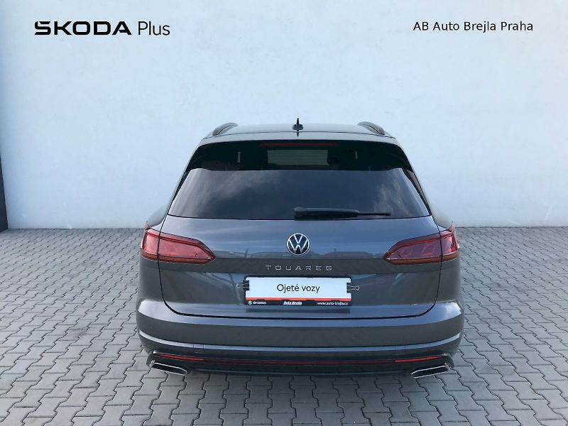Volkswagen Touareg (2021) R-LINE V6 3,0 TDI 4MOT 8TT - fotka 6 z 30
