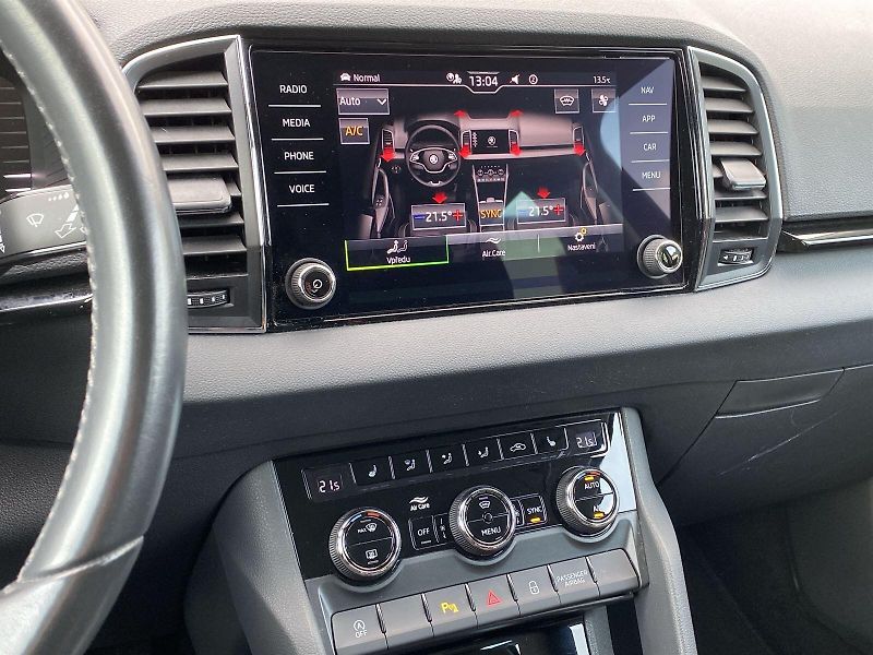 Škoda Karoq (2023) 2.0 TDI 4x4 DSG Style - fotka 18 z 34