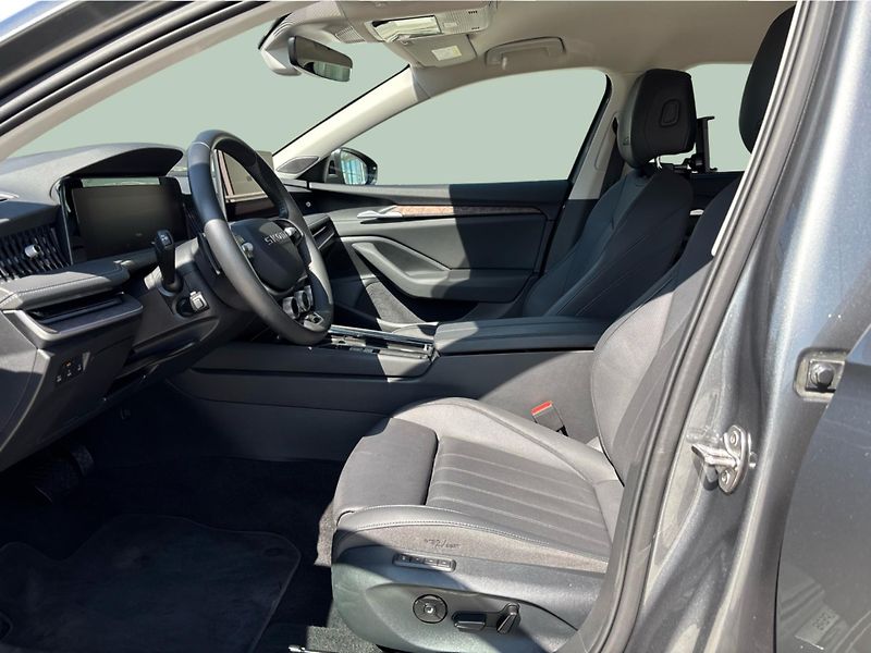 Škoda Superb L&K 2.0TDI 142kW 4x4 DSG - fotka 11 z 30