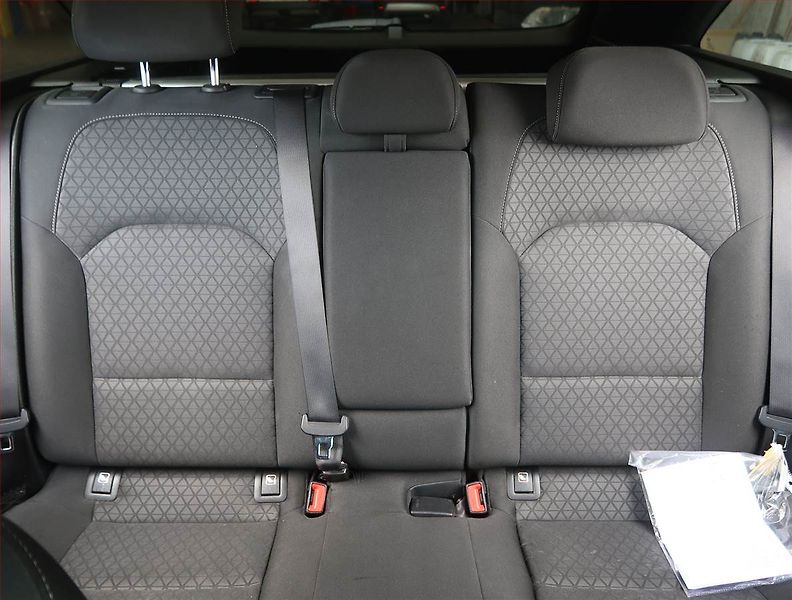 Kia Ceed (2019) 1.6 CRDi, Navi, Tempomat - fotka 10 z 18