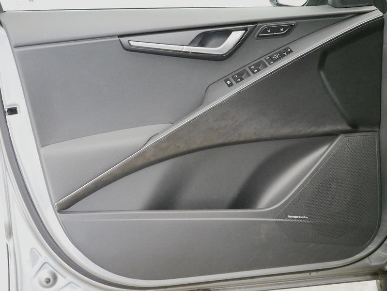 Kia Niro - fotka 12 z 29