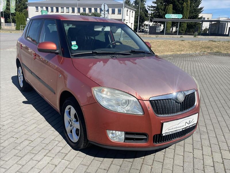 Škoda Fabia 1,4 i 16V Klima Elegance Klima - fotka 41 z 41