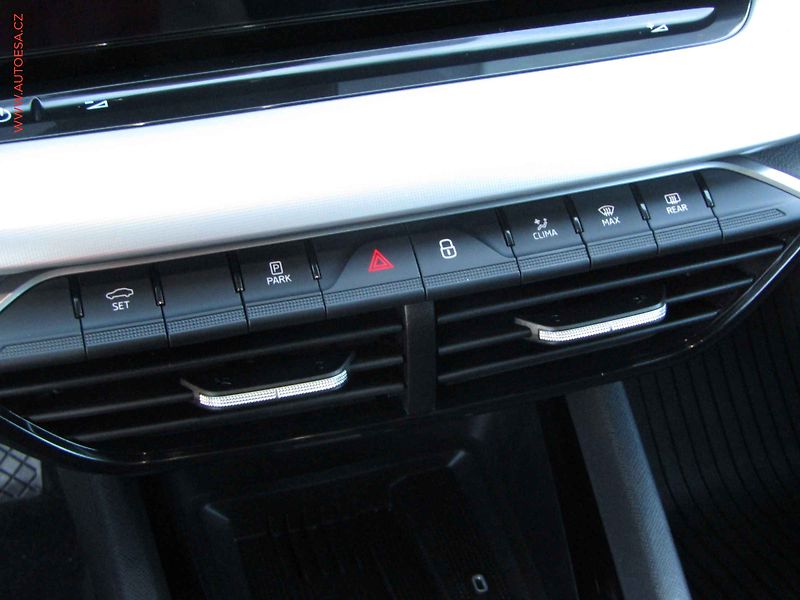 Škoda Octavia (2025) 1.5 TSi m-HEV, ČR, Selection - fotka 16 z 22