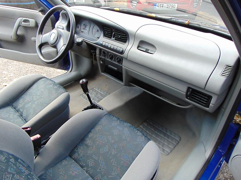 Škoda Felicia 1,3 LXi - fotka 13 z 15