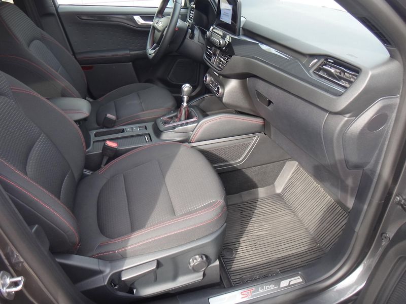 Ford Kuga (2020) St-Line_1.5 EcoBoost 110kW/150 - fotka 26 z 30
