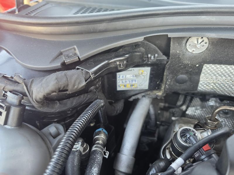 Škoda Superb 2.0 TDI L&Klement  4x4 - fotka 18 z 23