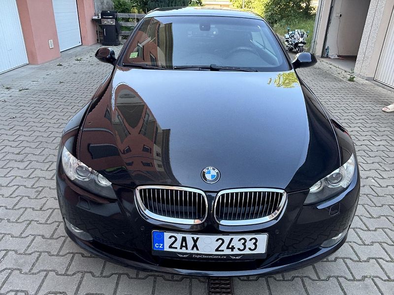BMW Řada 3 (2008) - fotka 4 z 27